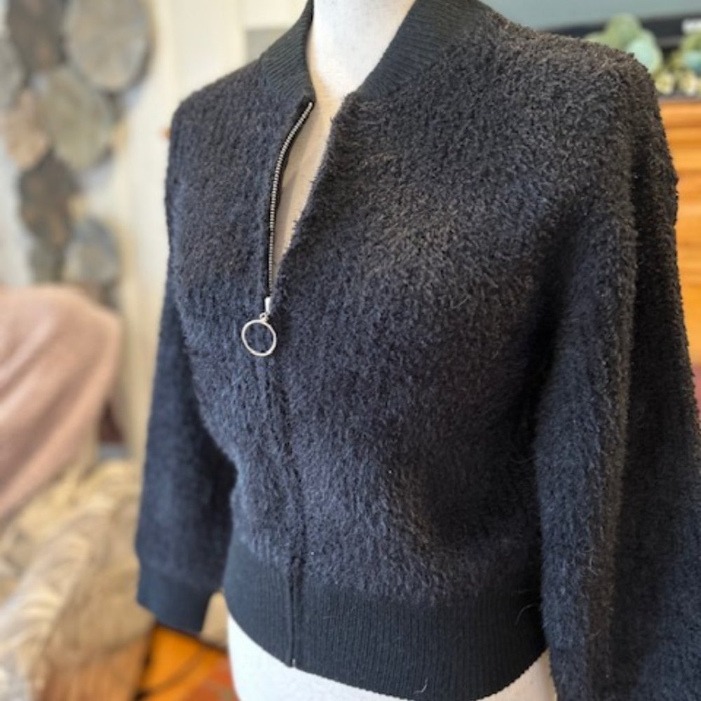 Luxurious feel - Pink Rose Sweater Jacket